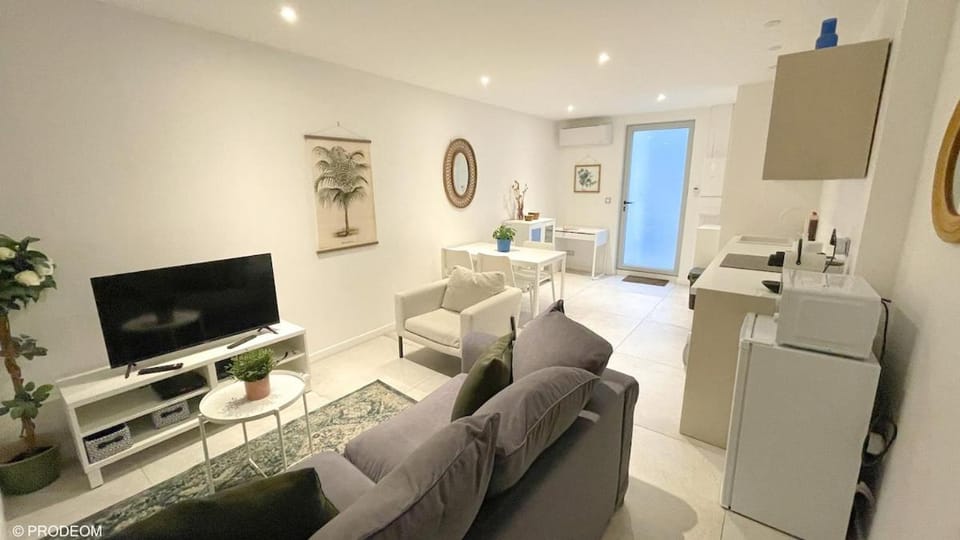 Apt T2 neuf - terrace - city center, 8 min Comédie Apartment in Montpellier