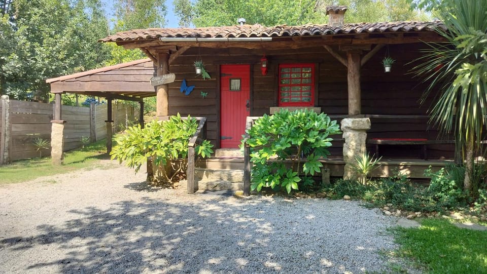 Property building, Day, Garden, Garden view