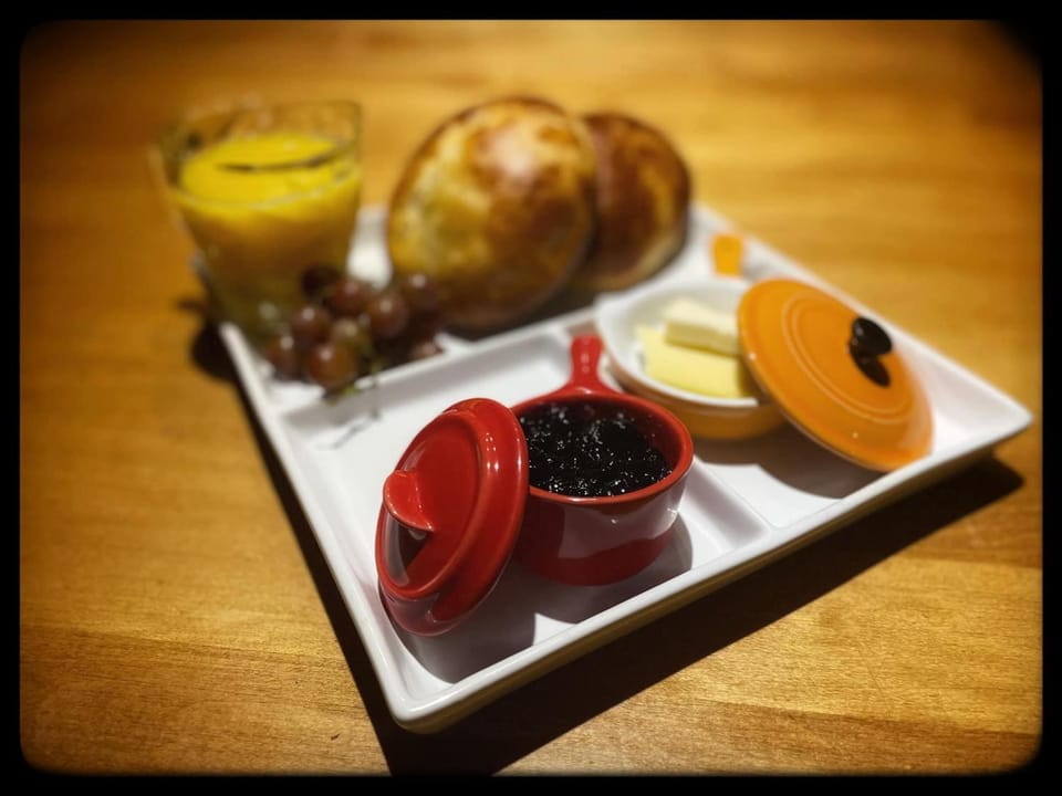 Breakfast, Continental breakfast