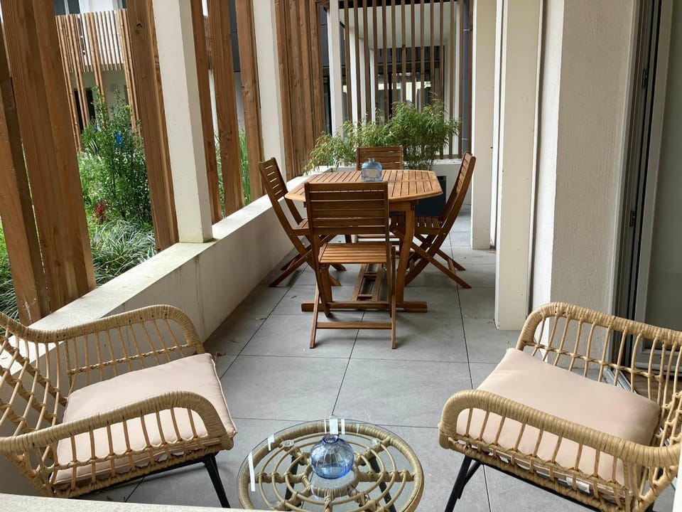 Appartement Neuf avec Terrasse au Coeur de Le Palais - FR-1-418-258 Apartment in Brittany