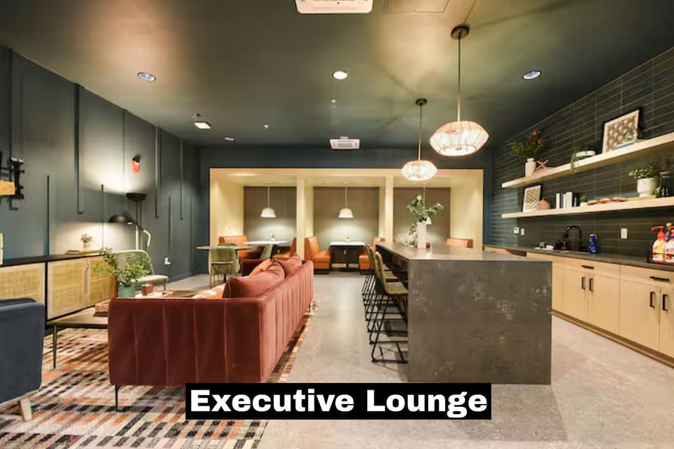 HULU+GYM+PARKING Near Shopping|UPMC|Universities Apartment in East Liberty