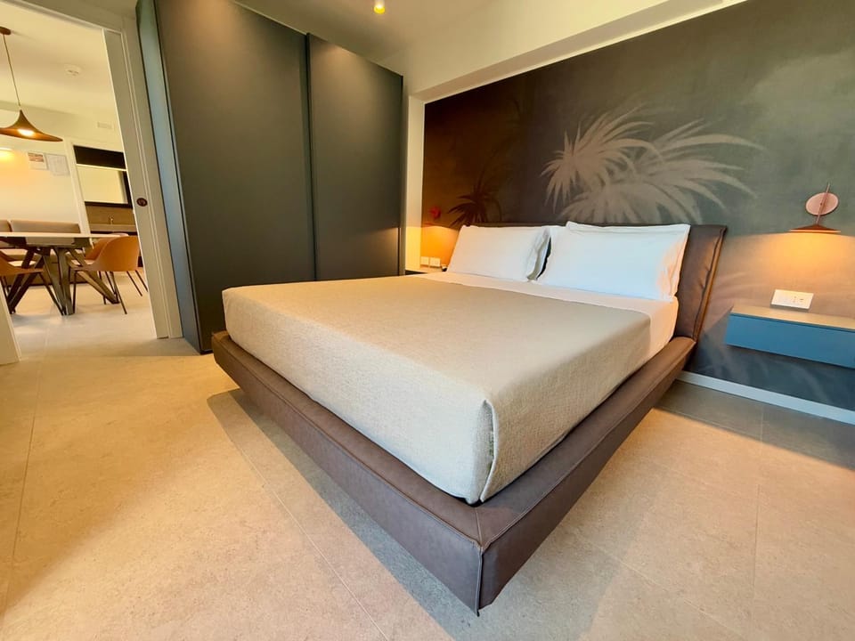 Bed, Photo of the whole room, Bedroom, wardrobe