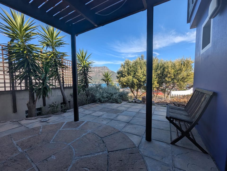 Patio, Day, Garden, Balcony/Terrace, Garden view