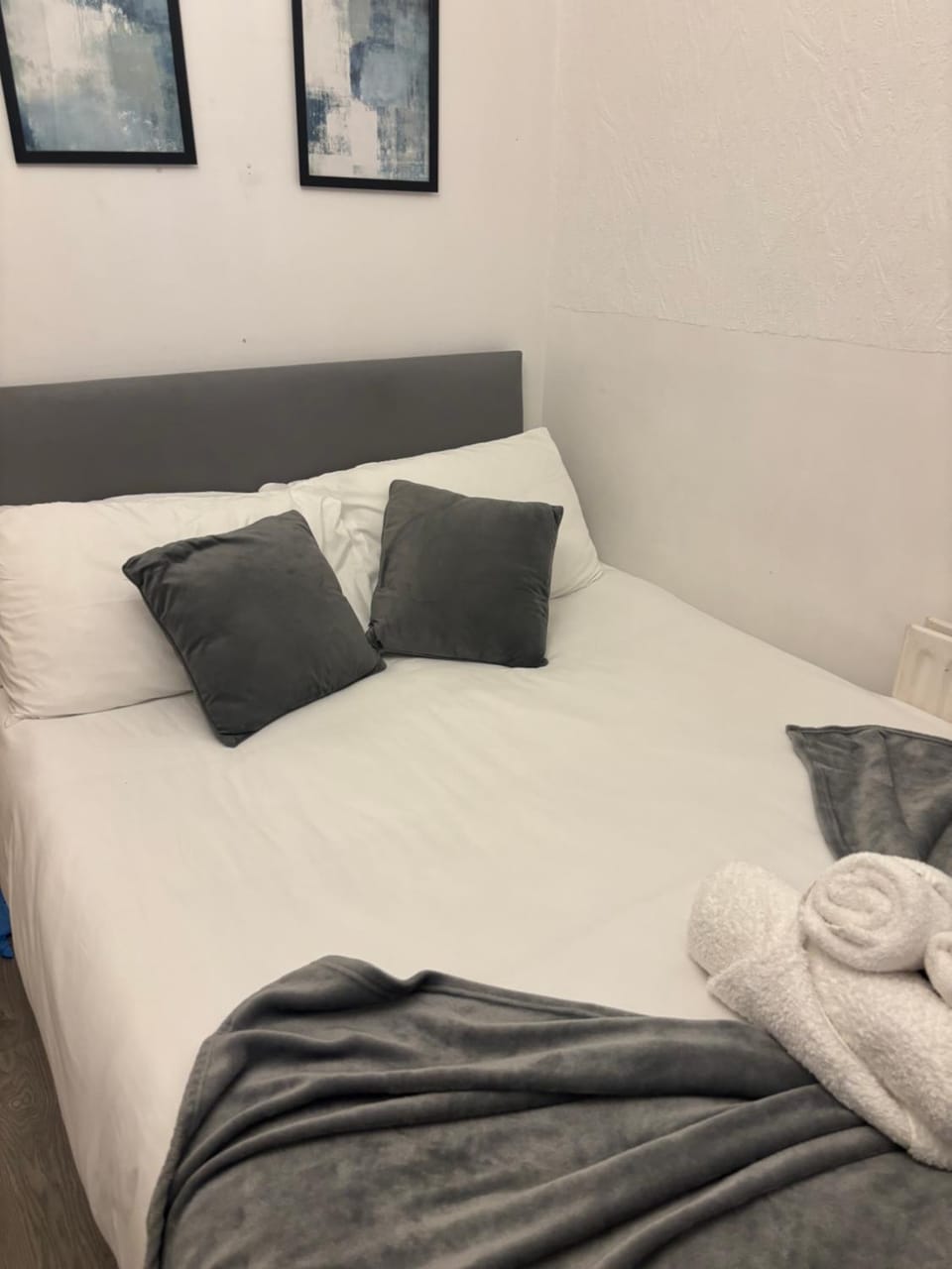 Cosy Spacious Studio Flat,N18 Apartment in London