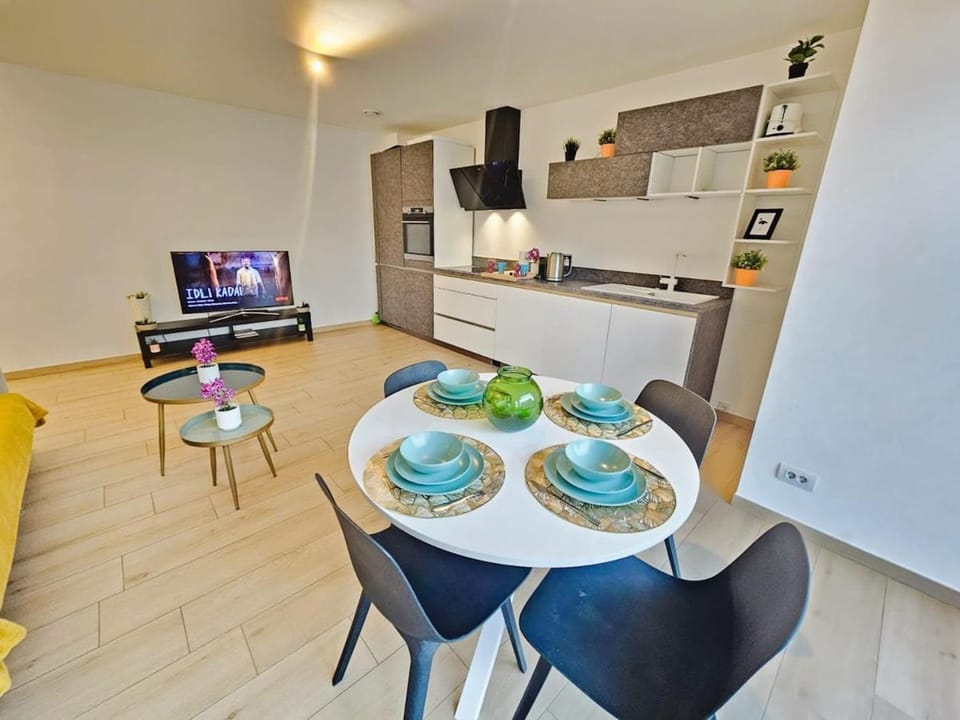 Cozy 1 bedroom flat with private terrace Apartment in Luxembourg