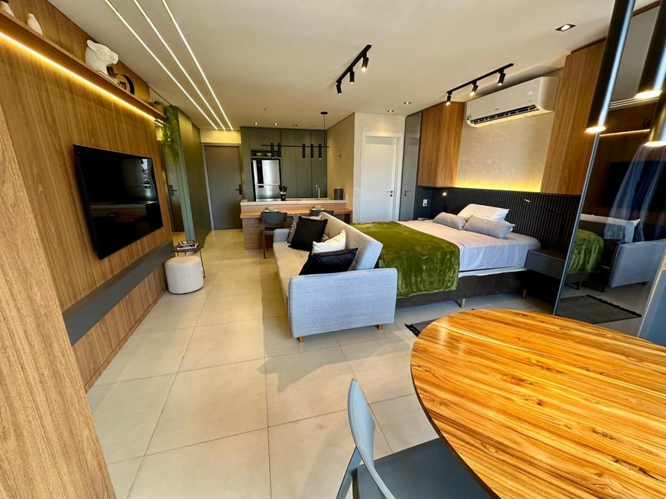 Photo of the whole room, Bedroom