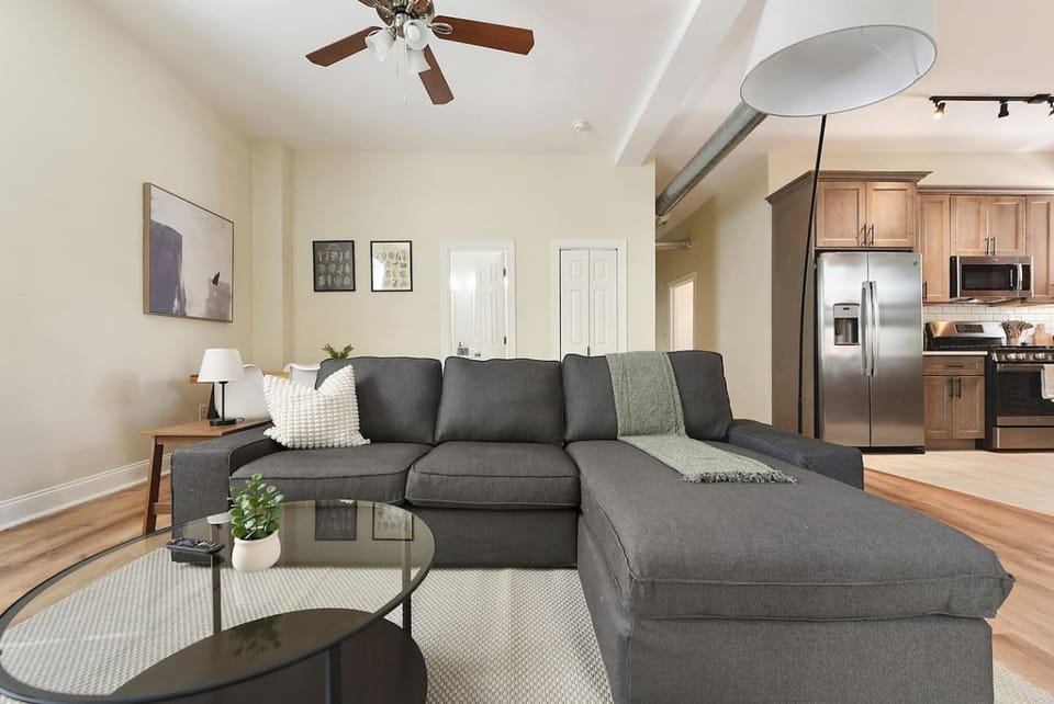 Netflix+BBQ+9Bedrooms With Parking Near Bakery Sq. Apartment in Pittsburgh