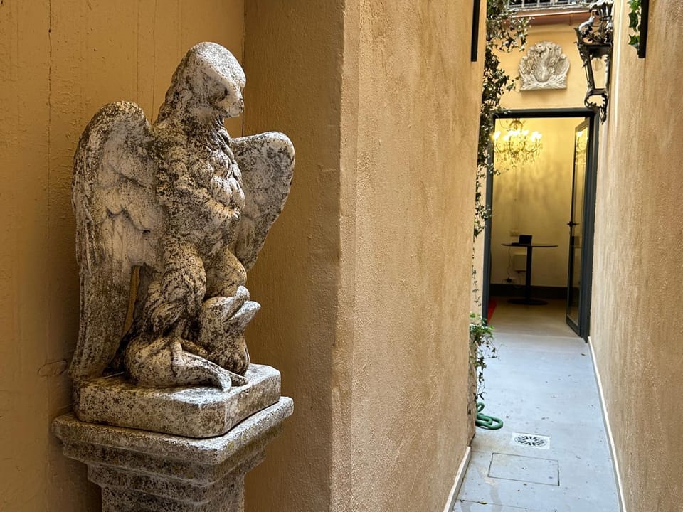 Inner courtyard view