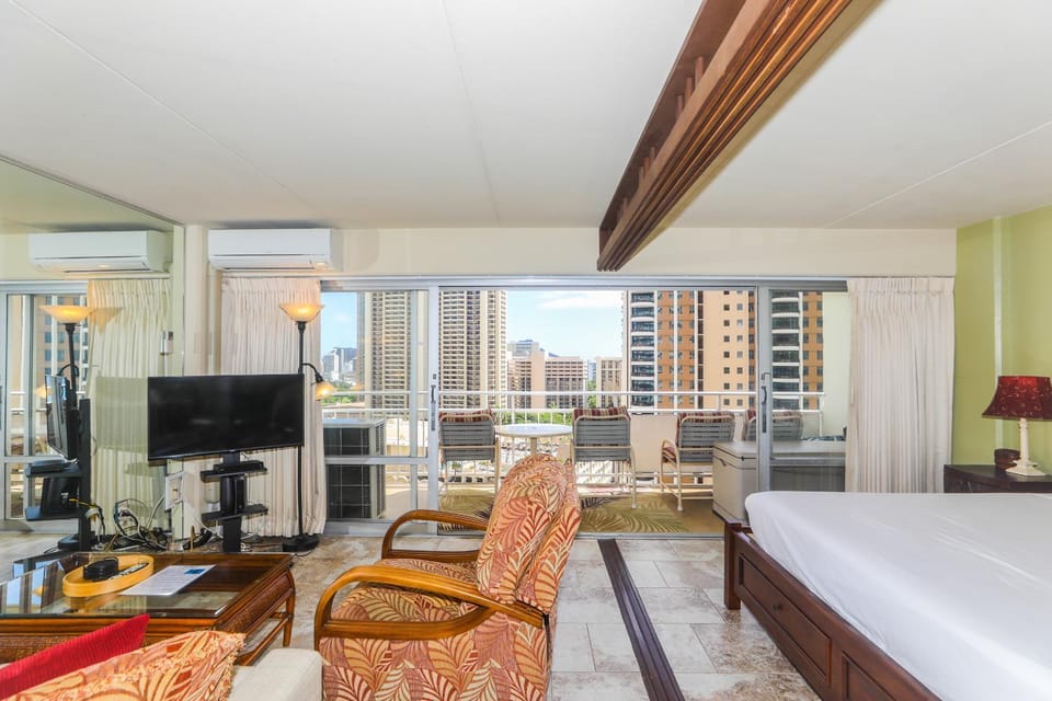 Ilikai Tower 1530 House in Honolulu
