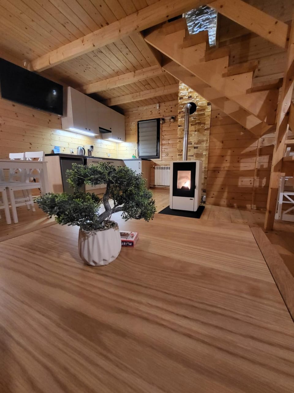 Klimatyczne drewniane Domki Jagodna Spalona 6D-2 jacuzzi sauna,trasy rowerowe Chalet in Lower Silesian Voivodeship