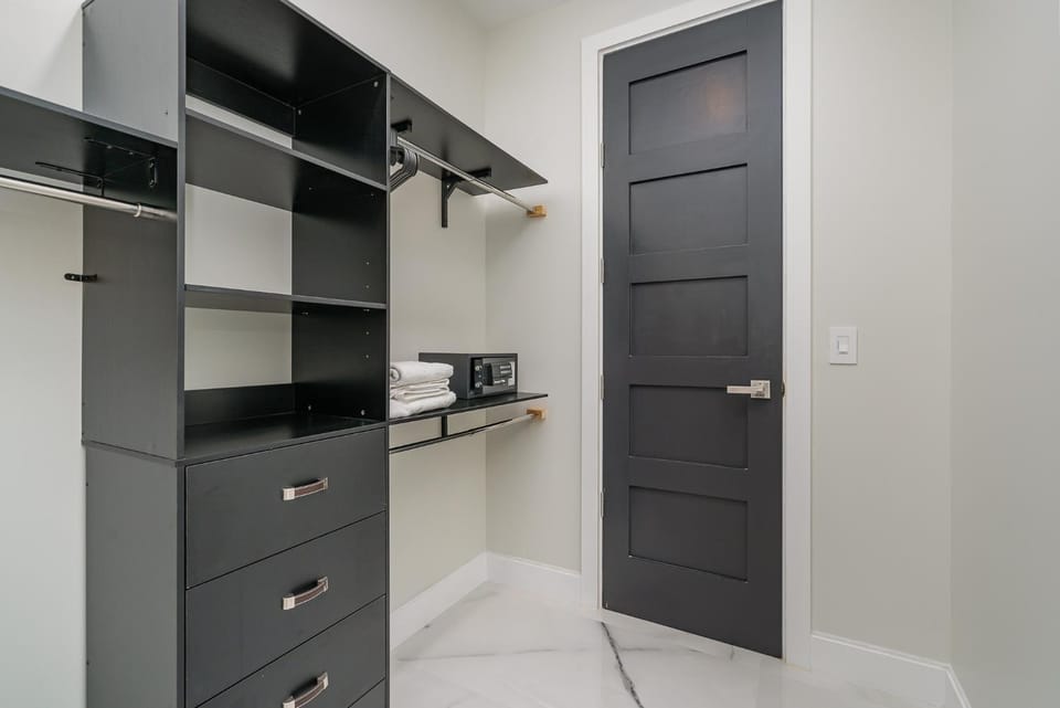 safe, wardrobe