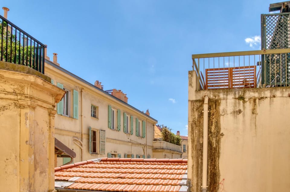SIDI BRAHIM - Sublime appartement en centre-ville Apartment in Menton