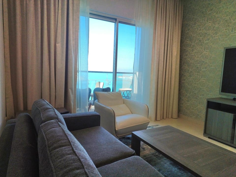 Full Seaview & Louvre Museum 1BHK - Al Reem Island Apartment in Abu Dhabi