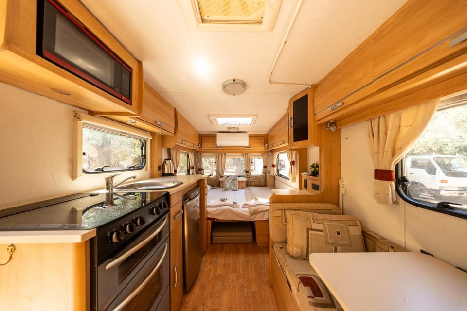 Bed, Kitchen or kitchenette, Photo of the whole room, air conditioner