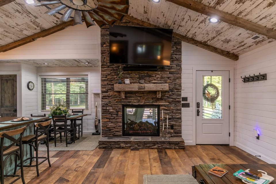 Up the Creek House in Caldwell