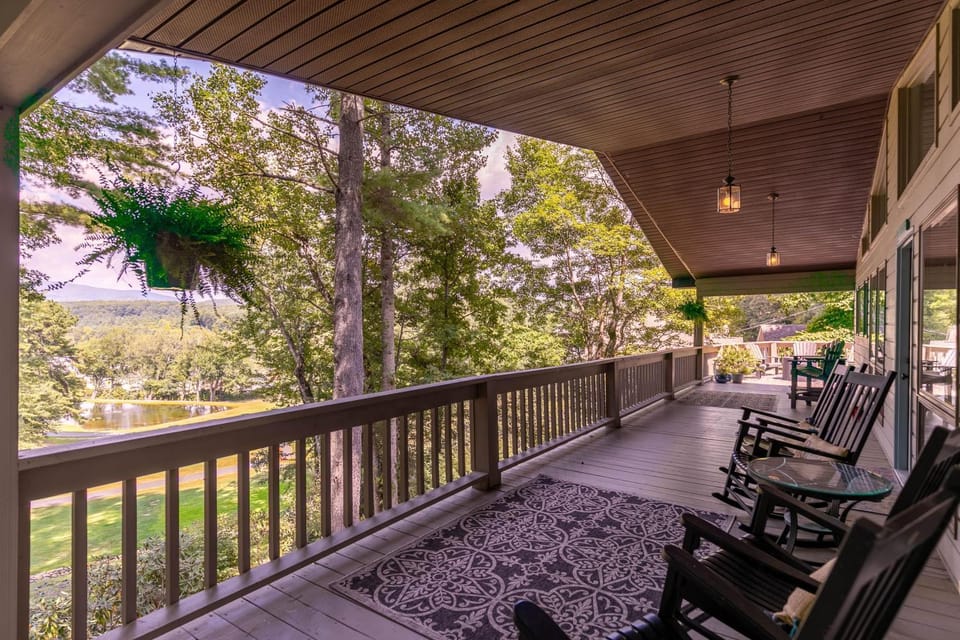 Fairway Gem at Spruce Pine House in Mitchell County