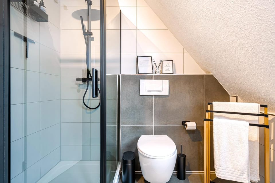 Shower, Bathroom