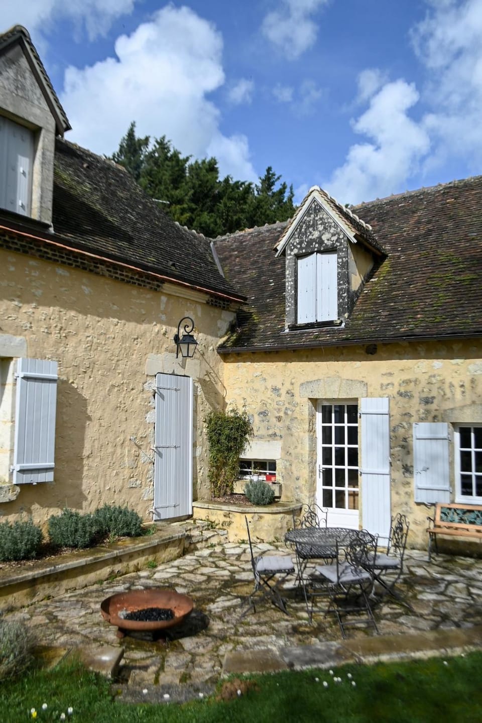 Magnifique maison au coeur du Perche avec piscine chauffée, sauna et hammam House in Normandy