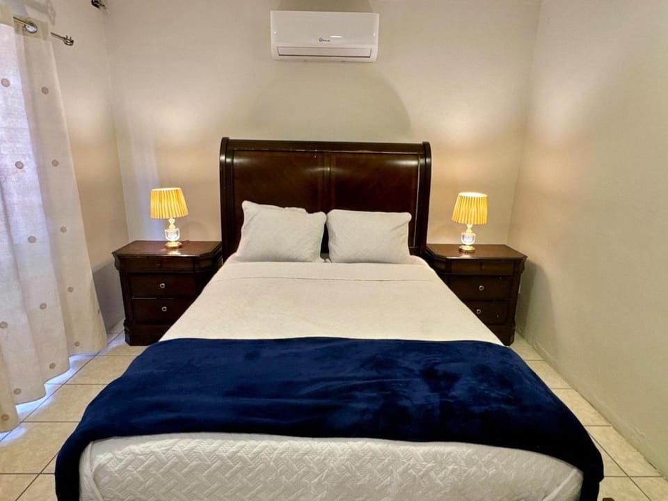 Exclusive Casa Platino Los Alamos House in San Pedro Sula