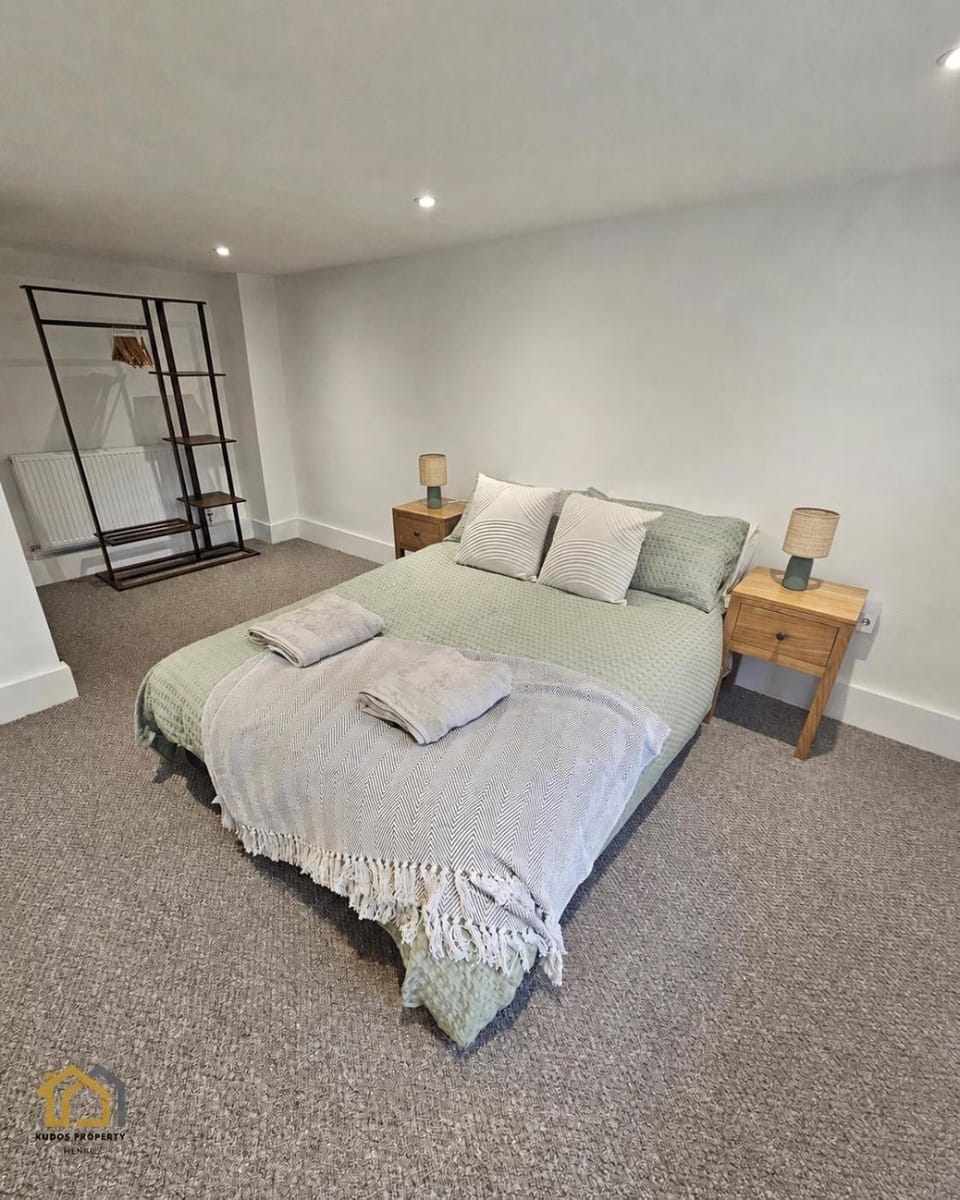 Bed, Photo of the whole room, Bedroom, storage, wardrobe