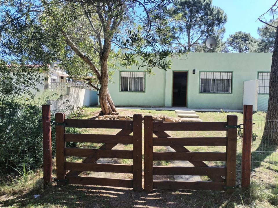 Verde House in Canelones Department, Uruguay