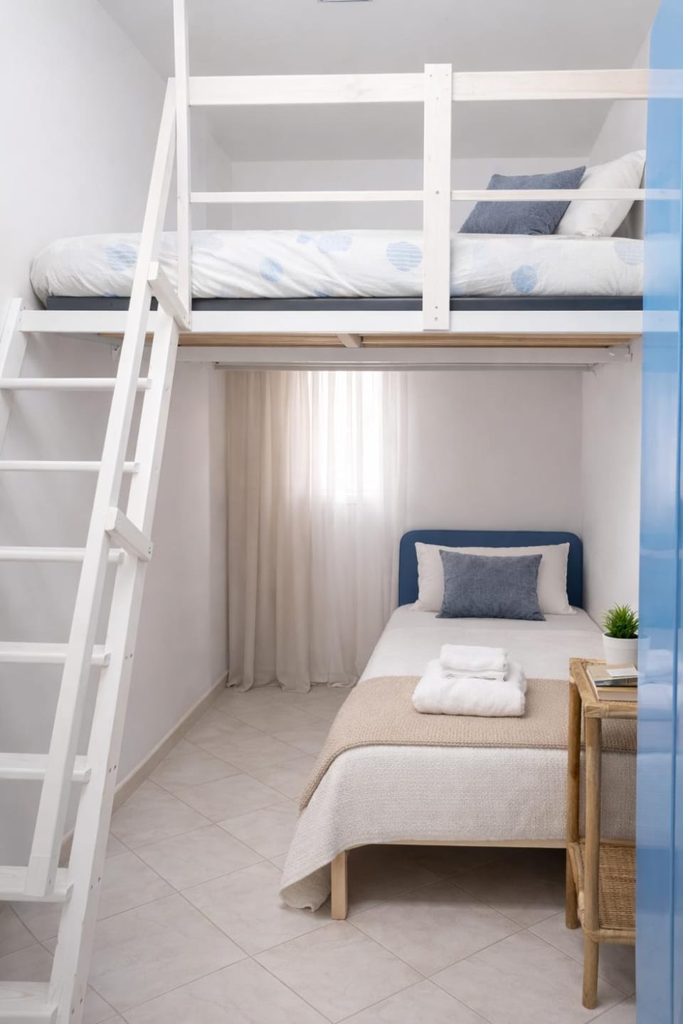 bunk bed