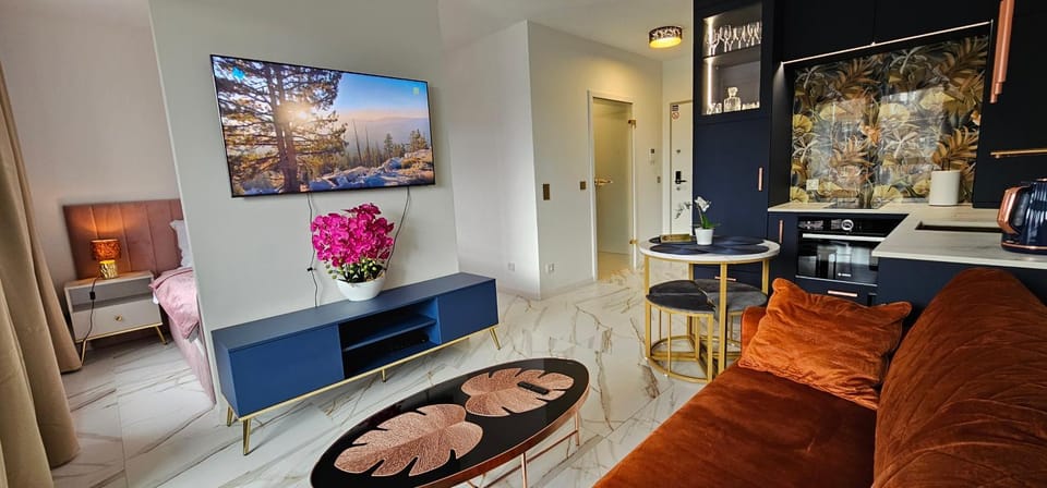 TV and multimedia, Living room