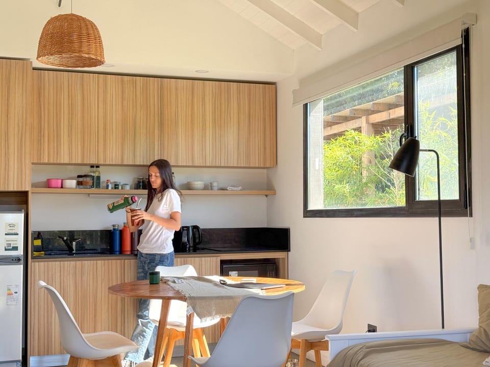 Dining area, pet friendly, kitchen