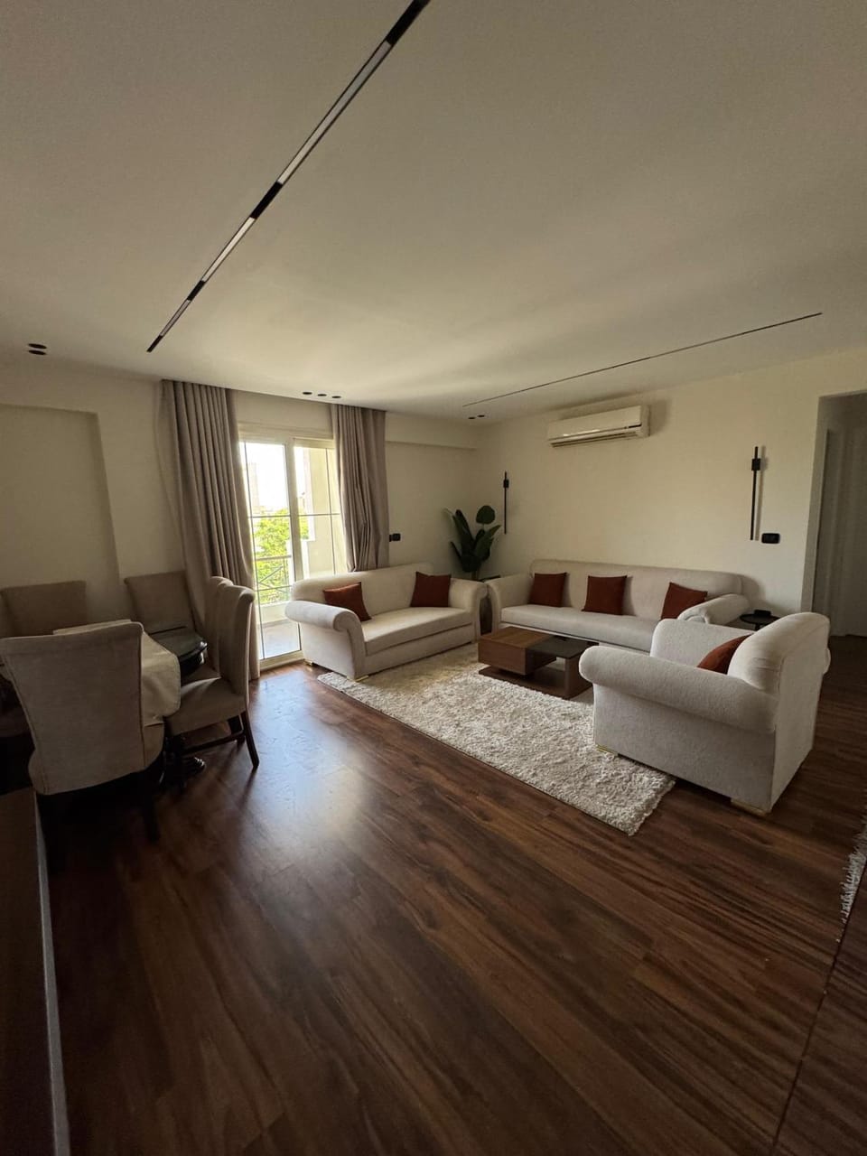 Living room, Photo of the whole room, Seating area
