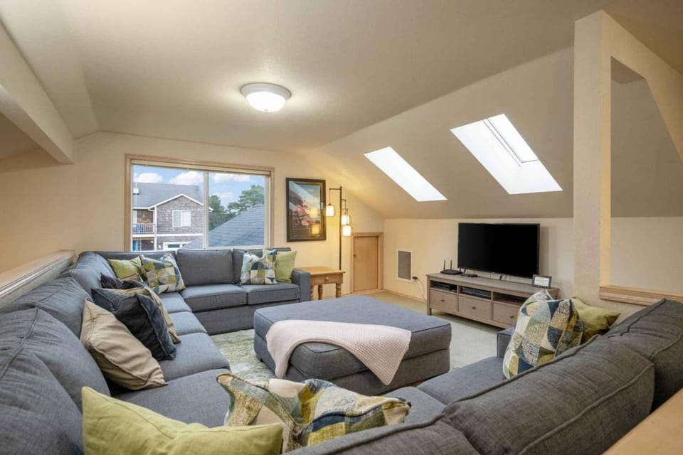 Oliver Beach House House in Seaside