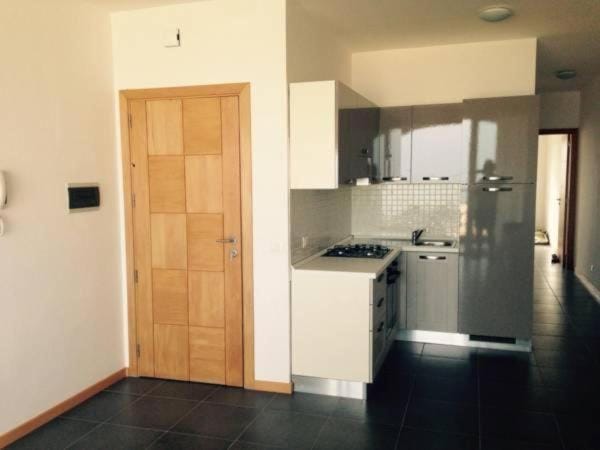 Kitchen or kitchenette, oven, stove