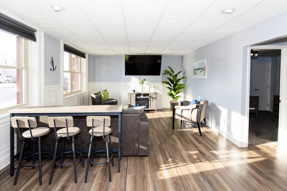 Living room, Seating area