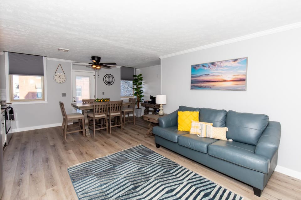 NEW! Remodeled & Upgraded Vacation Apartment House in Sandusky