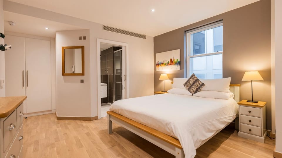 Bed, Bathroom