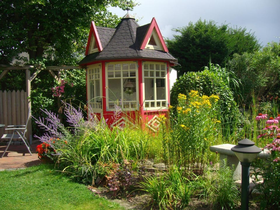Garden, Balcony/Terrace