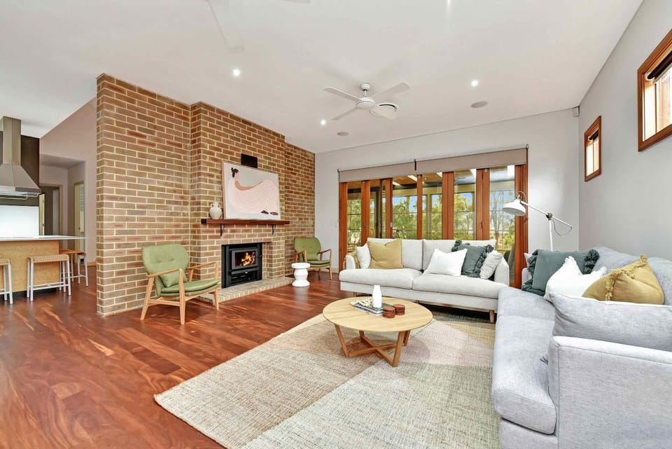 Whispering Gums House in North Rothbury