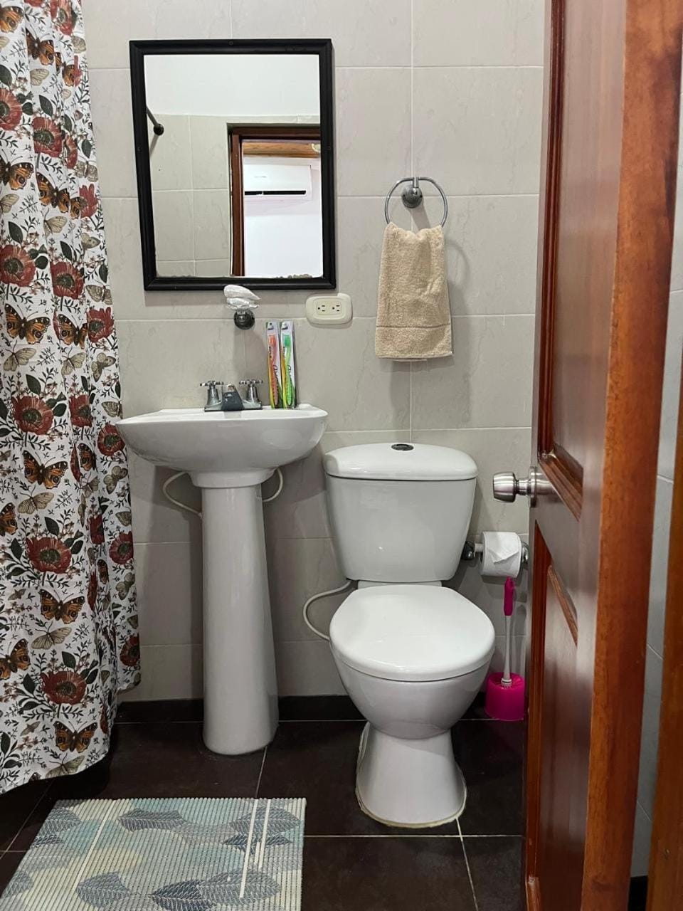 hostal orquideas de auri Bed and Breakfast in Choco, Colombia