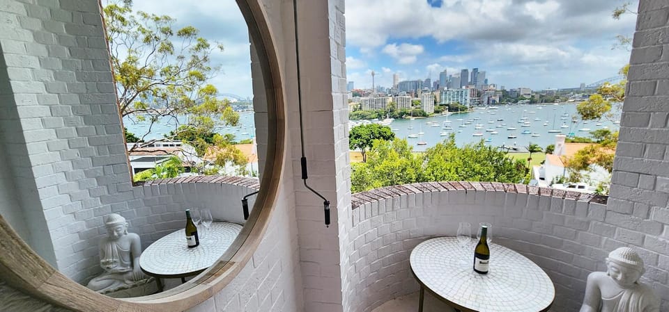 Nearby landmark, Day, Natural landscape, View (from property/room), Balcony/Terrace, Balcony/Terrace, Seating area, City view, Sea view
