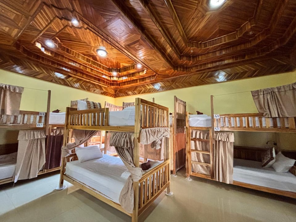 Nongkhiew Heaven Backpackers Hostel & Tours Hostel in Luang Prabang Province, Laos