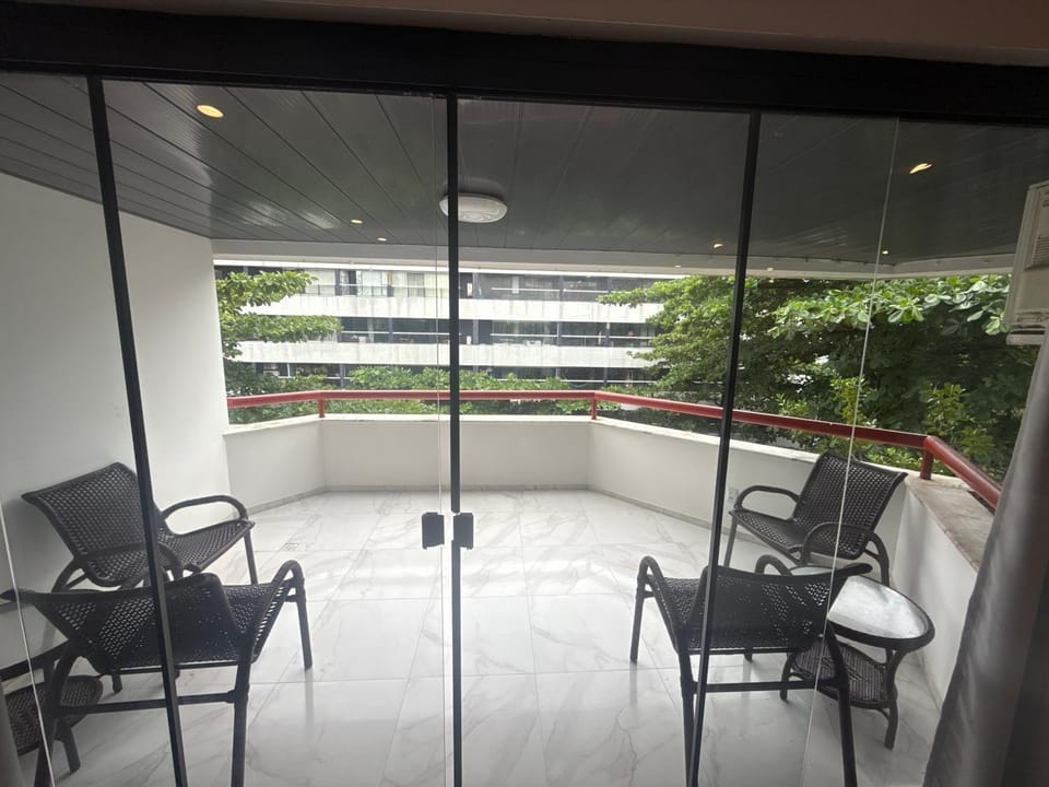 APT Luxo 4 SUITES ONDINA Circuito CARNAVAL House in Salvador