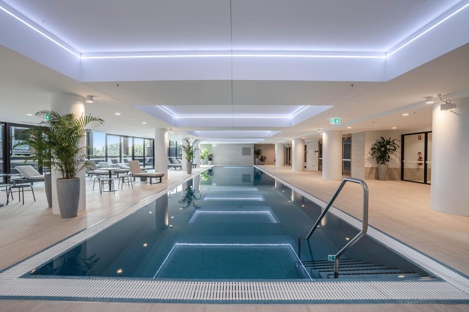 Modern 2-Bed Apartment with Premium Amenities Apartment in Canberra