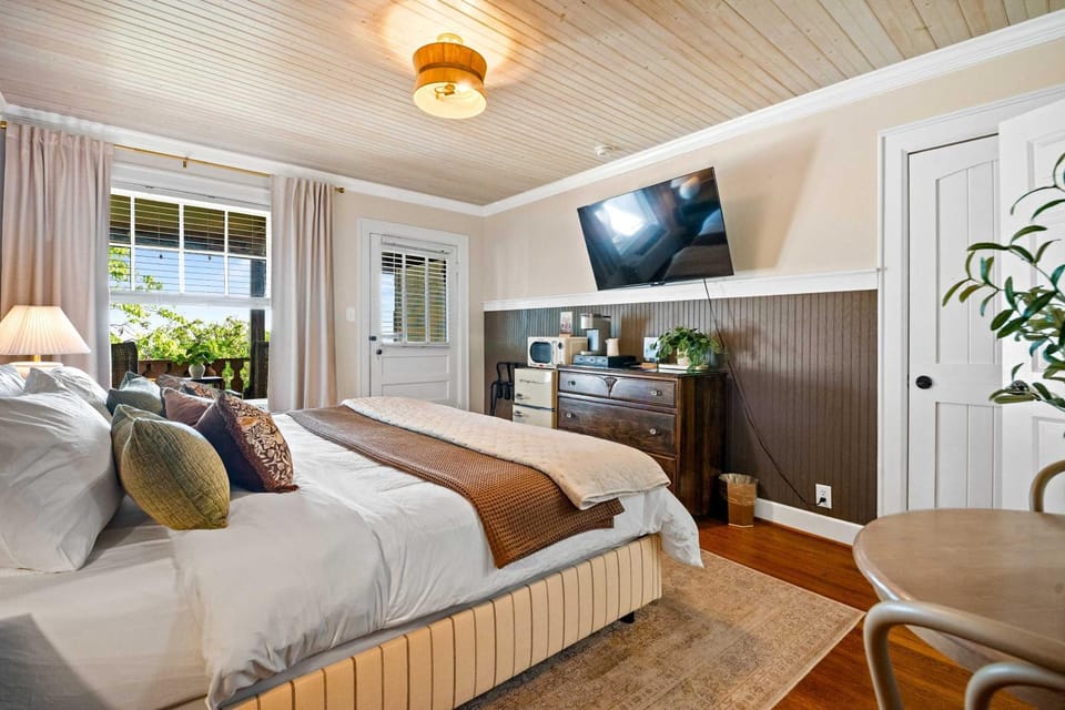 Historic Riverview Inn Three Bed and Breakfast in Chattanooga