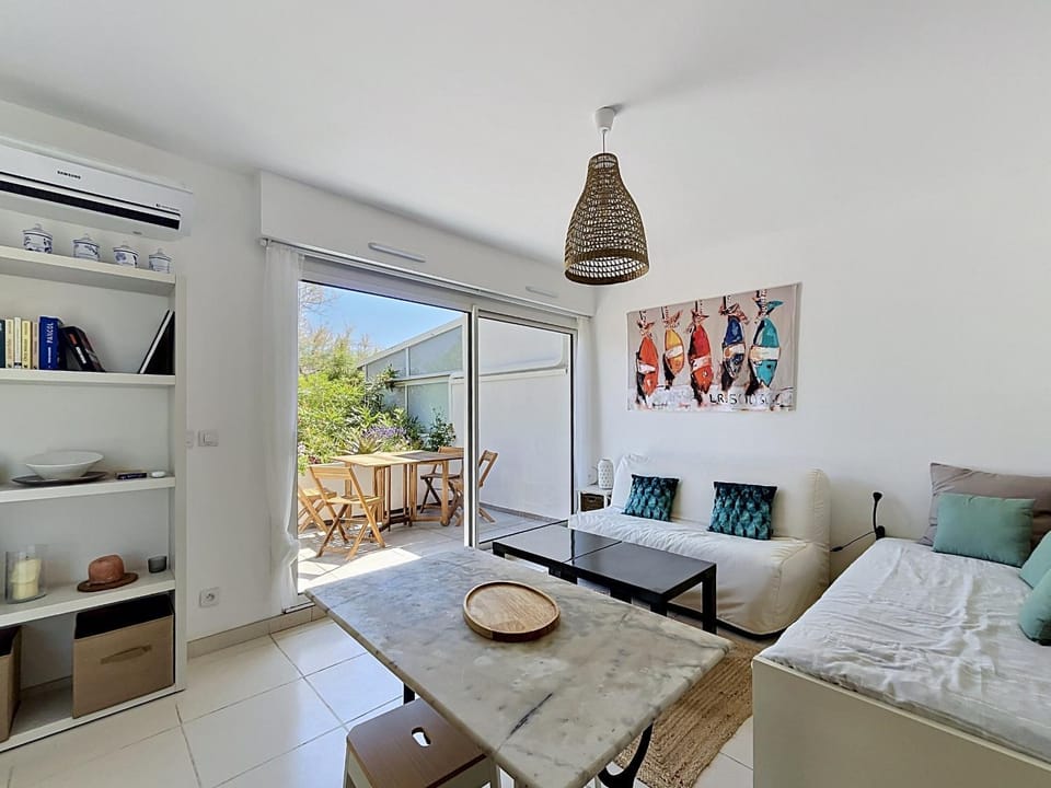 Studio avec terrasse et climatisation, proche plage - FR-1-715-101 Apartment in Mauguio