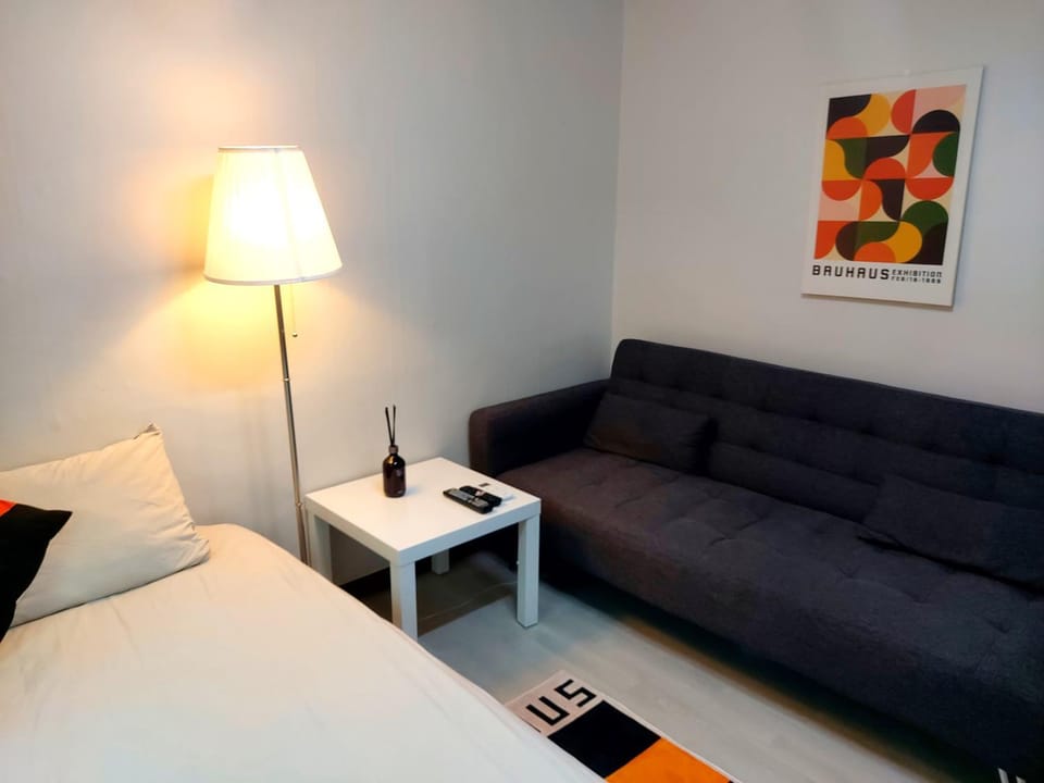 Coex Hub Base, new Cozy House Apartment in Seoul
