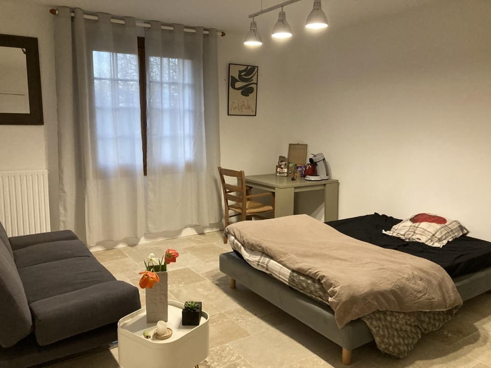 Chambre d'hôte "A l'Arrêt" Vacation rental in Nouvelle-Aquitaine