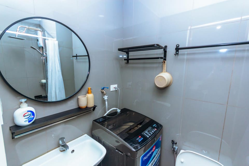 Shower, Bathroom, heating, towels