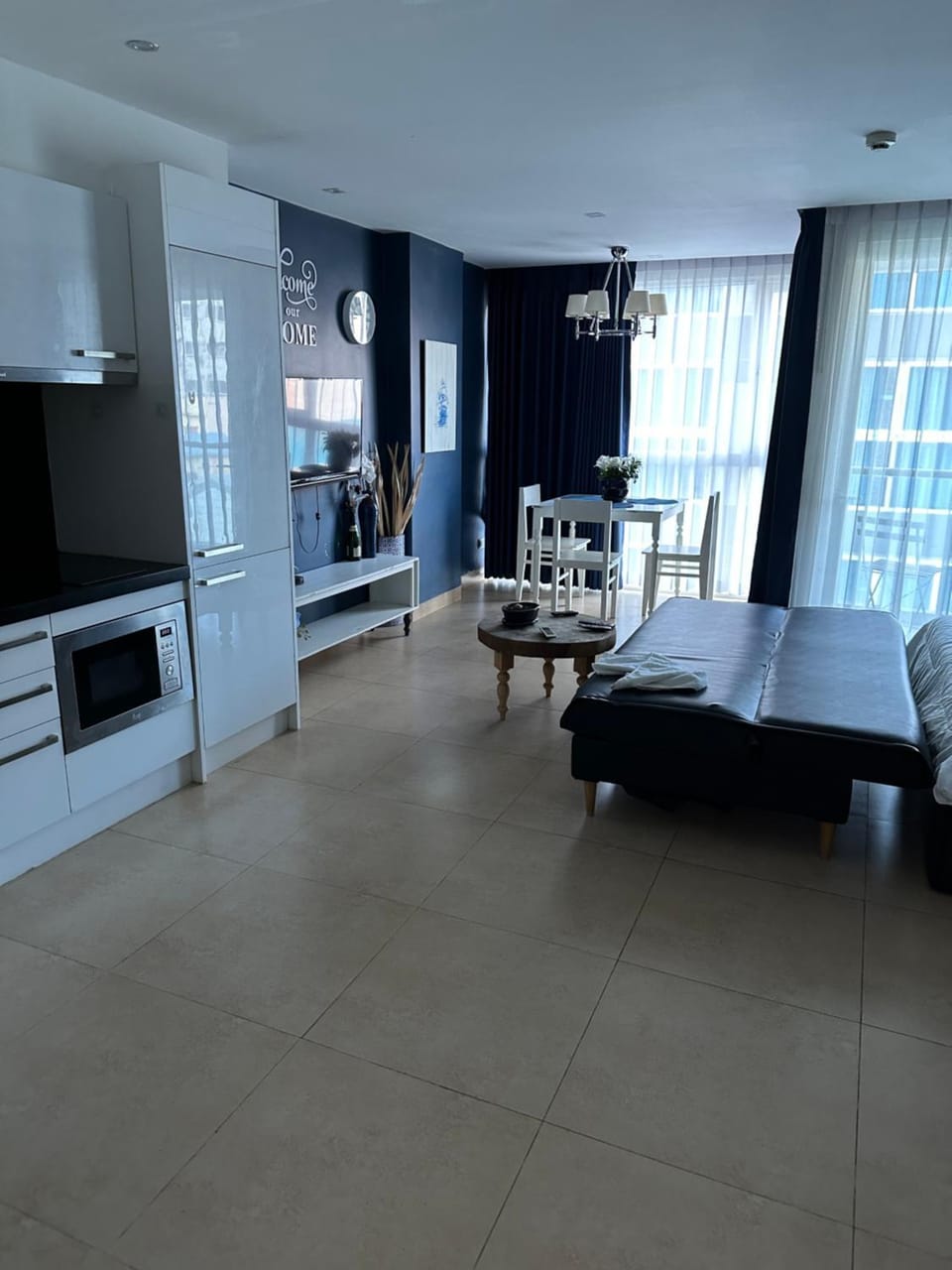 Large Studio Room in the heart of Pattaya Apartment in Pattaya City