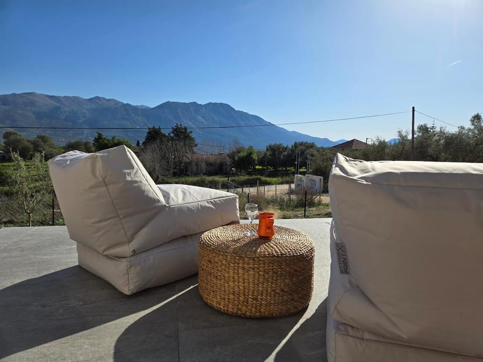 Villa Chara 2 bedrooms, private pool sea & mountain view, pets welcomed Villa in Peloponnese, Western Greece and the Ionian