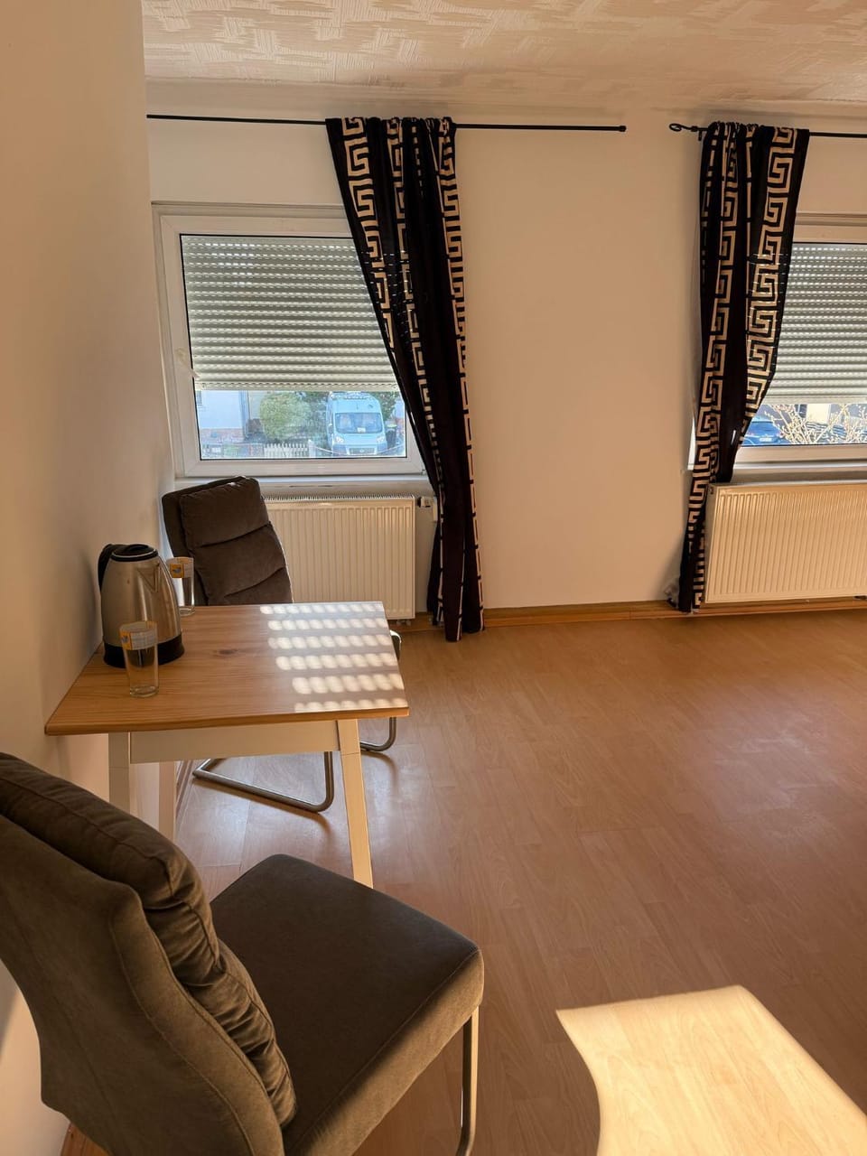 Privates Zimmer Gemeinschaftsbad keine Küchen Apartment in Nuremberg