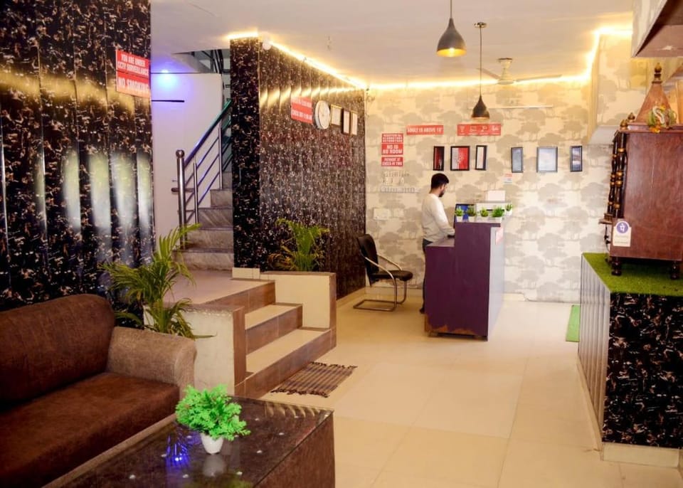 Hotel Raas Ramayana Hotel in Lucknow
